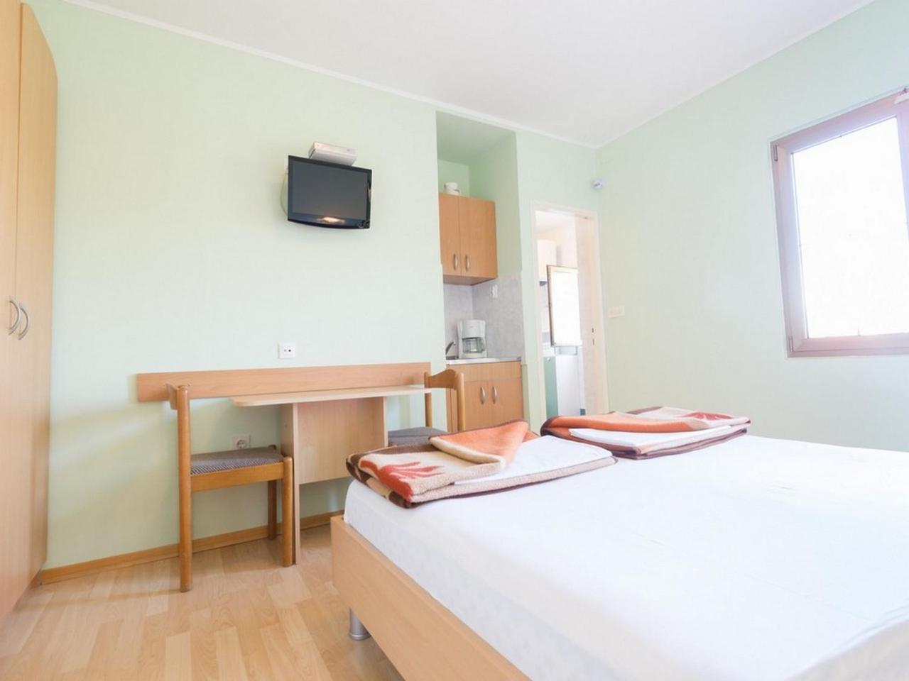 Apartment And Rooms Kristina Baška Zewnętrze zdjęcie