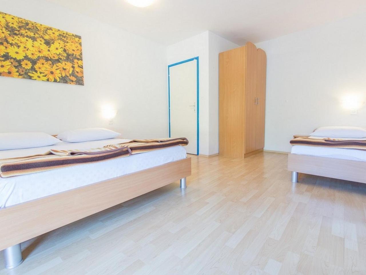 Apartment And Rooms Kristina Baška Zewnętrze zdjęcie